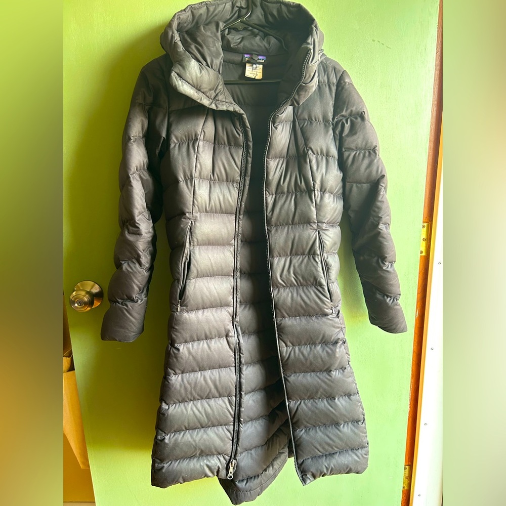 Patagonia Down Jacket - Knee Length - Women’s Small